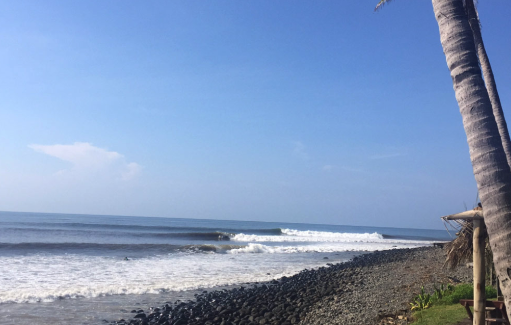 el Salvador Surf punta roca